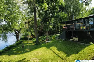 1855 S Delaware Dr, Williams Township, PA 18042 - Photo 2