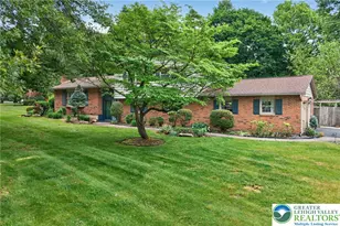797 Barrymore Ln, Bethlehem City, PA 18017 - Photo 6