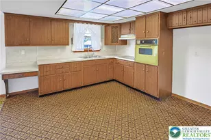 1004 Maple St, Pottsville, PA 17901 - Photo 16