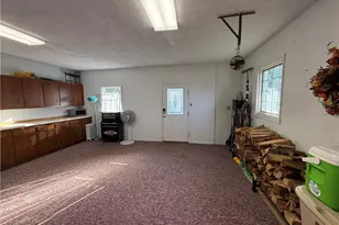 3146 Club Dr, Salisbury Township, PA 18103 - Photo 30