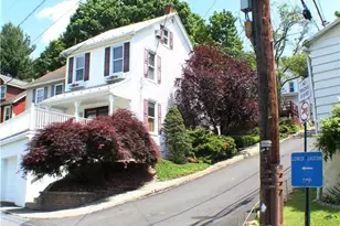 1020 Moravia St, Lower Saucon Township, PA 18015 - Photo 4