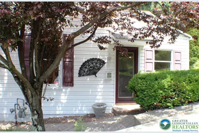 1020 Moravia Street, Lower Saucon Township, PA 18015 - Photo 12