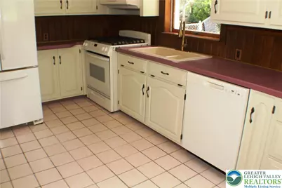 1020 Moravia Street, Lower Saucon Township, PA 18015 - Photo 28