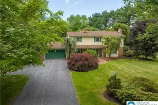 2516 Rachael Ln, South Whitehall Township, PA 18069 - Photo 2