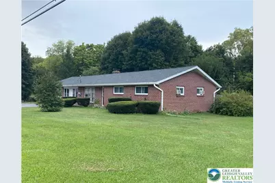 4405 Lehigh Drive, Lehigh Township, PA 18088 - Photo 2