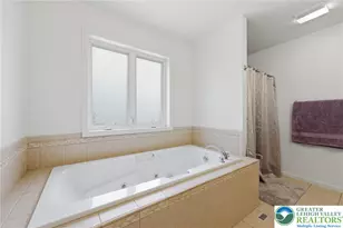 1017 Woodberry Dr, Mountain Top, PA 18707 - Photo 20