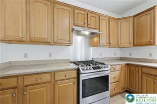 1017 Woodberry Dr, Mountain Top, PA 18707 - Photo 10
