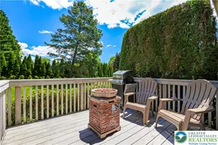 3 Winfield Ct, Palmer Twp, PA 18045 - Photo 2