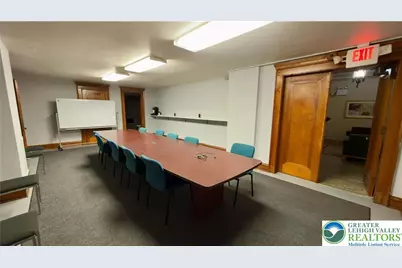 1524 W Linden Street #4th Fl, Allentown City, PA 18102 - Photo 8