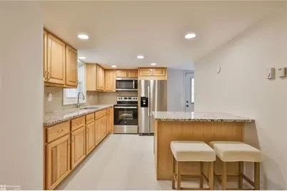 205 W Moorestown Road, Bushkill Twp, PA 18091 - Photo 4