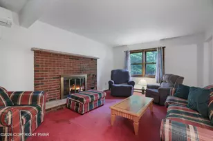 1585 Starry Ln, Chestnuthill Twp, PA 18330 - Photo 2