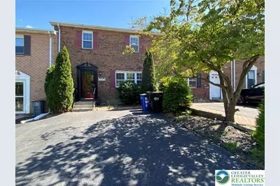 1656 Angela Drive, Bethlehem, PA 18017 - Photo 2
