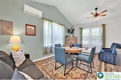 279 Greenview Drive, Chestnuthill Twp, PA 18353 - Photo 46