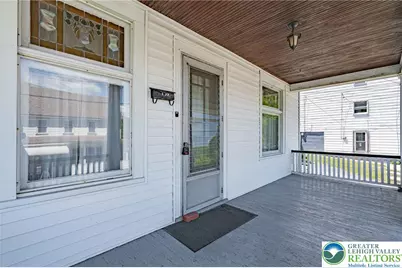 159 W Ridge Street, Lansford, PA 18240 - Photo 4