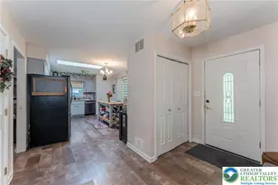 6 View Dr, Walnutport Boro, PA 18088 - Photo 4
