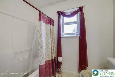 1149 Glade Drive S, Long Pond, PA 18334 - Photo 28