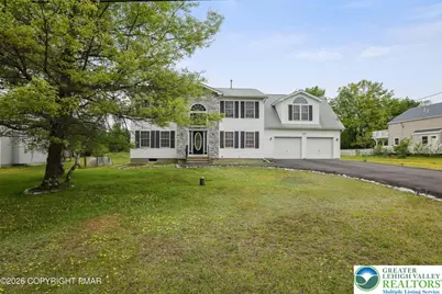 1149 Glade Drive S, Long Pond, PA 18334 - Photo 6