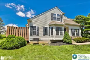 10 Cobblestone Dr, Palmer Twp, PA 18045 - Photo 2