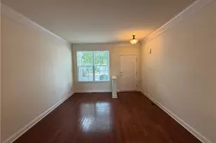 6149 Valley Forge Dr, Upper Saucon Township, PA 18036 - Photo 2