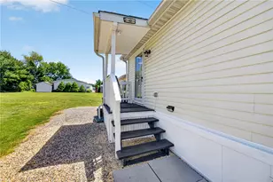 3331 Marworth Ct, Lower Macungie Township, PA 18062 - Photo 46