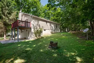 2338 Mountain Laurel Dr, Chestnuthill Twp, PA 18330 - Photo 8