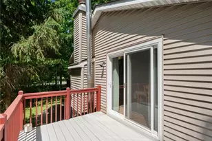2338 Mountain Laurel Dr, Chestnuthill Twp, PA 18330 - Photo 10