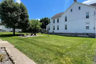 1219 3rd St, North Catasauqua Bor, PA 18032 - Photo 2