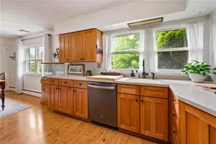 561 W Cherry Rd, Springfield Twp, PA 18951 - Photo 6