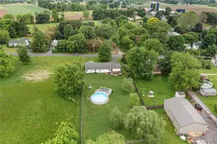 561 W Cherry Rd, Springfield Twp, PA 18951 - Photo 34