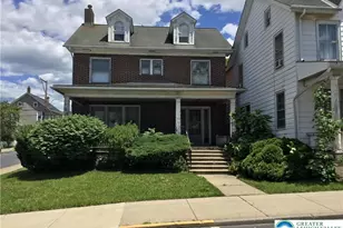 1015 Main St, Slatington Boro, PA 18080 - Photo 2