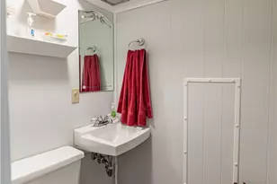 116 Oxford Dr, Palmer Twp, PA 18045 - Photo 32