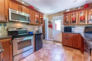 116 Oxford Dr, Palmer Twp, PA 18045 - Photo 8
