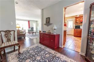 116 Oxford Dr, Palmer Twp, PA 18045 - Photo 6
