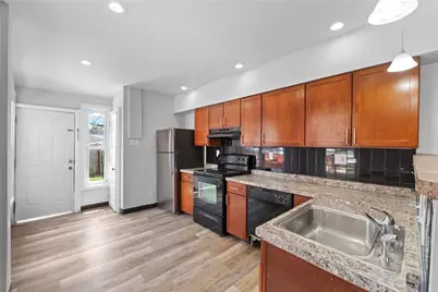 1040 Allen Street, Allentown City, PA 18102 - Photo 4