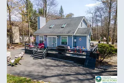 945 Country Place Drive, Coolbaugh Twp, PA 18466 - Photo 48