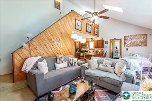 945 Country Pl Dr, Coolbaugh Twp, PA 18466 - Photo 6