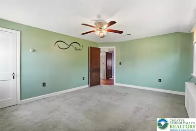 3827 Park Avenue, North Whitehall Township, PA 18078 - Photo 18
