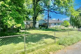 3844 W Linden St, South Whitehall Township, PA 18104 - Photo 16