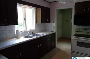 8166 Sharon Dr, Washington Township, PA 18080 - Photo 14