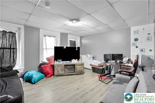 318 N 7th St, Allentown City, PA 18102 - Photo 4