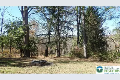 2556 N Delaware Drive, Upper Mt Bethel Twp, PA 18343 - Photo 32