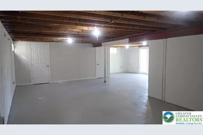 2556 N Delaware Drive, Upper Mt Bethel Twp, PA 18343 - Photo 28