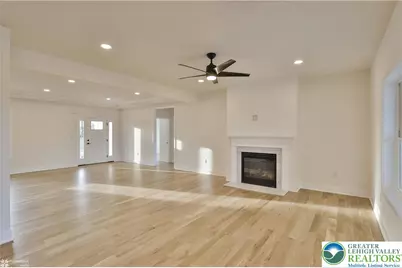 448 Long Lane Road, Lehigh Township, PA 18088 - Photo 16