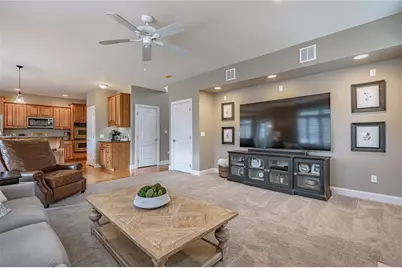 6000 Pond View Terrace, East Allen Township, PA 18014 - Photo 32
