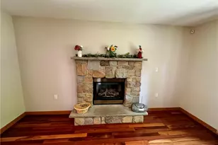 391 Rose Marie Ln, Price Twp, PA 18302 - Photo 10