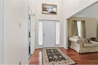 8 Raleigh Court, Lower Pottsgrove Twp, PA 19464 - Photo 4