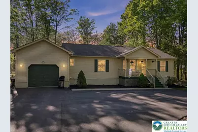 12 Rockway Court, Lake Ariel, PA 18436 - Photo 2