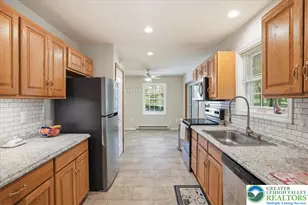 12 Rockway Ct, Lake Ariel, PA 18436 - Photo 6