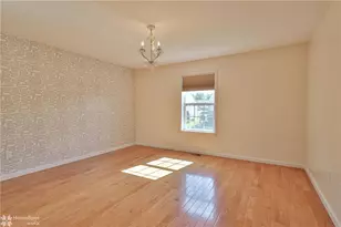 2606 Sapphire Ln, Bethlehem Township, PA 18020 - Photo 14