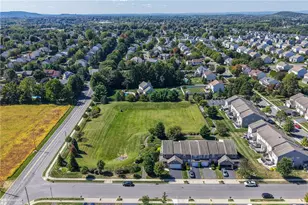 2606 Sapphire Ln, Bethlehem Township, PA 18020 - Photo 24